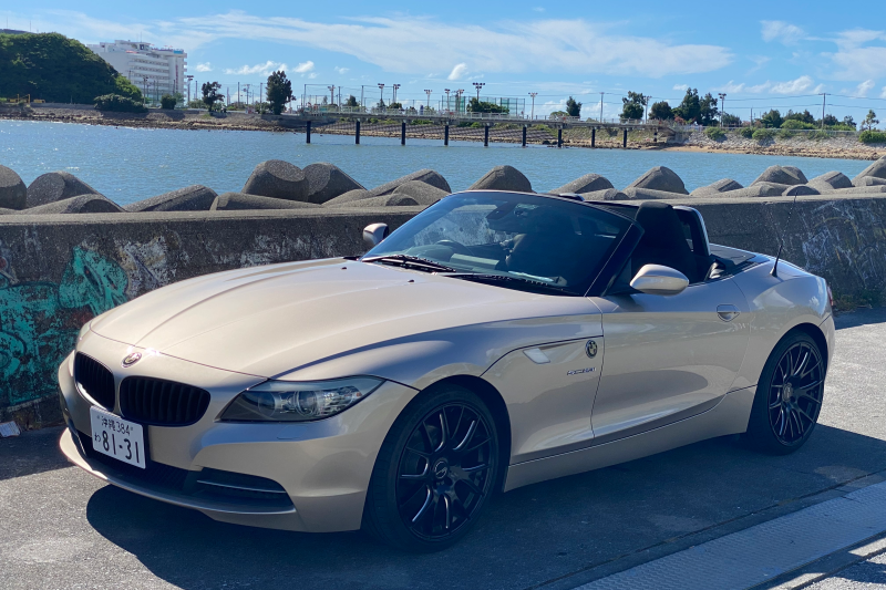 BMW Z4 2人乗り 各種カラーご用意 1泊2日18700円 2泊目以降半額!ナビ、ETC、ドライブレコーダー付き』 ★空港個別無料送迎付き★ ✨オープンカーで映え間違いなし✨ 希少車につき早い者勝ちです! ★補償込み★