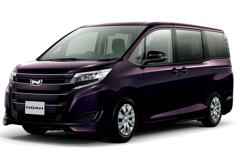 基本免責保険込み、空港/赤嶺駅無料送迎　トヨタ　ノア　7人乗り　(Bluetooth、ETC,バックカメラ、携帯ホルダー）チャイルドシート1台無料