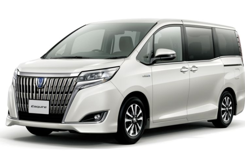 ★広々ファミリータイプ★那覇空港からすぐ!【空港送迎無料・免責込み・ナビ・禁煙車・ナビ付・スマホホルダー付・USB充電貸出・Bluetooth】