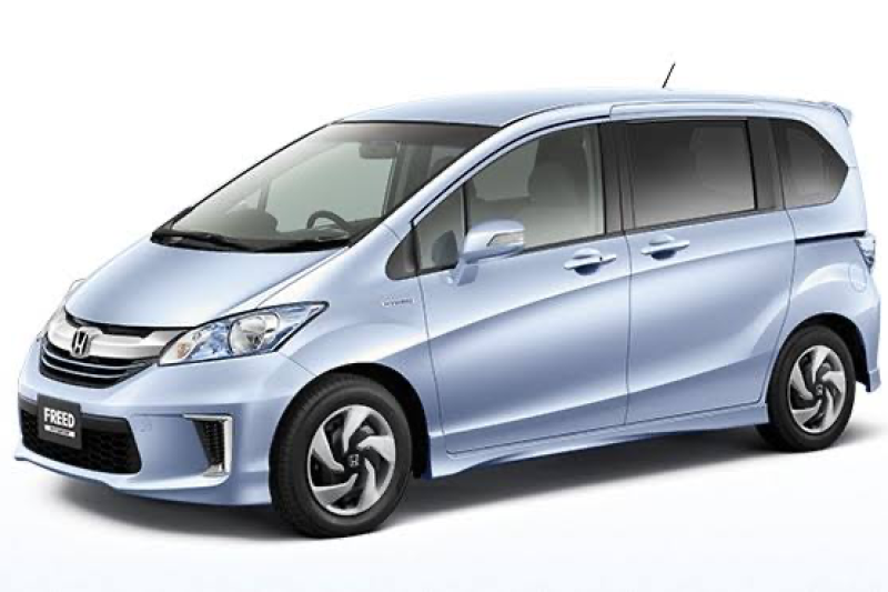 ★広々ファミリータイプ★大人数やファミリーも快適FREED♪那覇空港からすぐ！6～7人乗り【空港送迎無料・免責込み・ナビ・禁煙車・ナビ付・スマホホルダー付・USB充電貸出・Bluetooth】