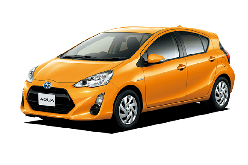 大人気!ハイブリッド!基本保険・補償込み、空港/赤嶺駅無料送迎 アクア (Bluetooth、,バックカメラ、携帯ホルダー)