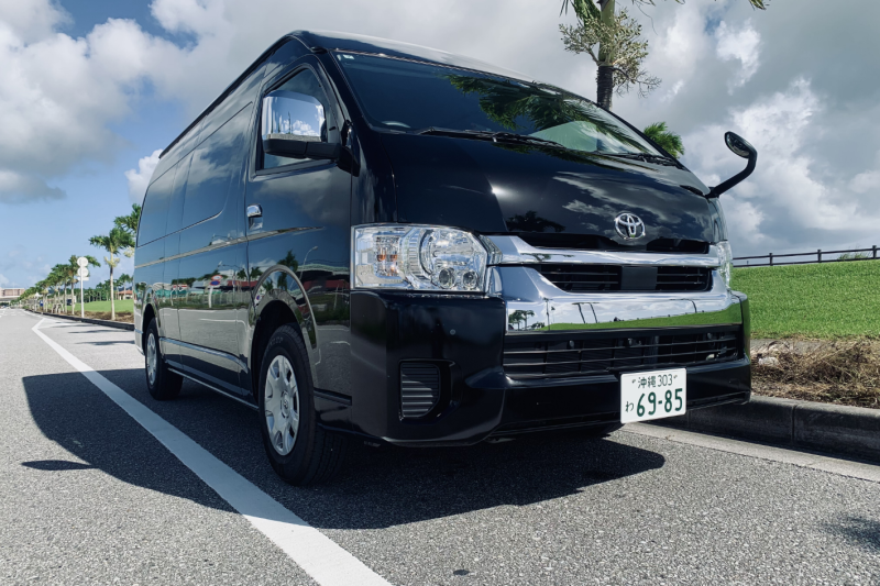 ★2泊3日以上格安プラン!★ グランドキャビンハイエース 10名乗り ★空港送迎無料・近年モデル保証★