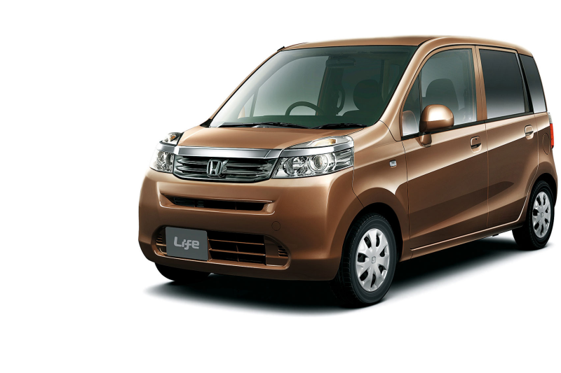 ホンダライフ 喫煙可コンパクトなボディと優れた燃費性能を兼ね備え 小回り良く運転しやすくお勧め!那覇空港迄最短5分!!空港⇔営業所無料送迎サービス