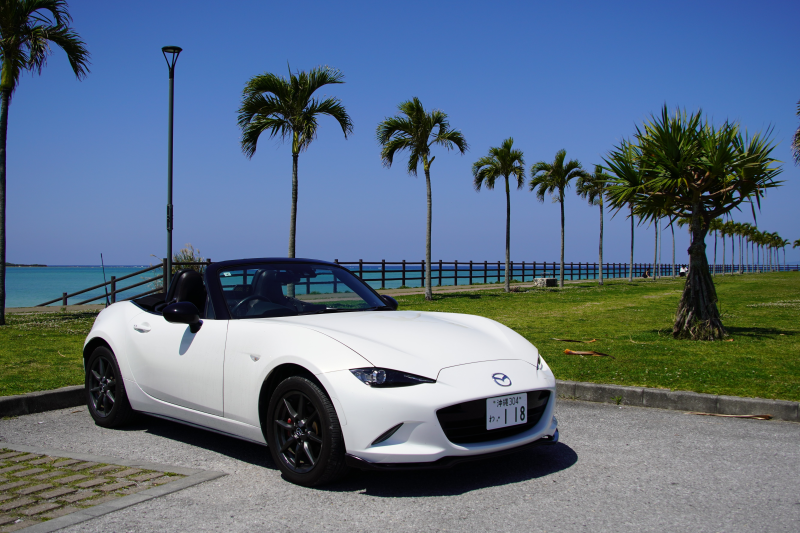 マツダ NDロードスター(MX-5) ホワイト 2人乗り 【個別空港送迎無料!待ち時間ほぼ0!】