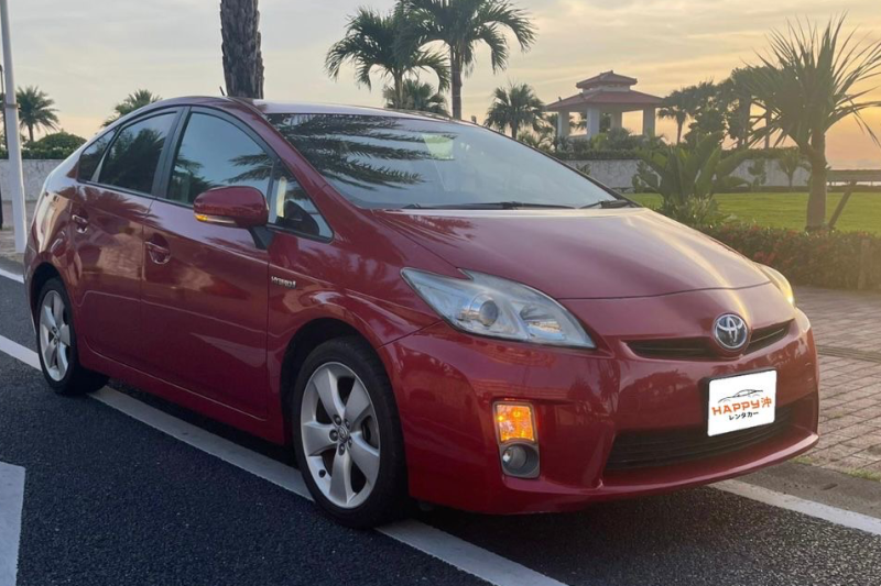 基本免責込み・5人乗りハイブリッド・燃費が良い・ナビー・携帯ホールダー・