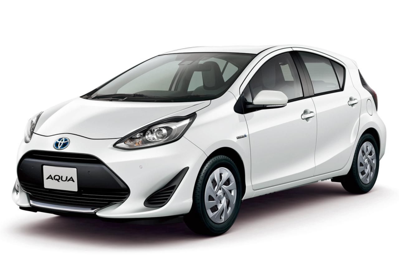 大人気アクア！バックカメラ・ETC・ナビ　＜無料送迎＞