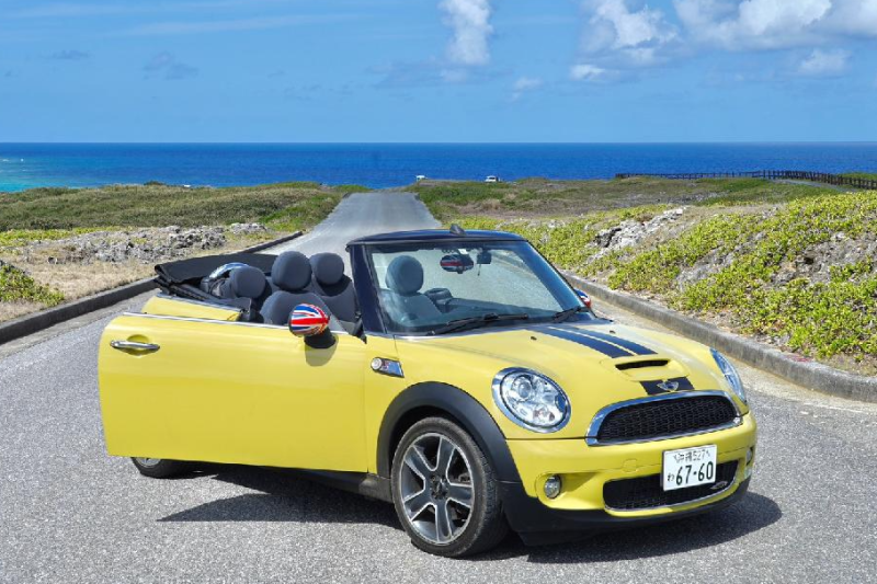 【下地空港or宮古空港 送迎無料約4分】個性的なデザインと色鮮やかなオープンカーでインスタ映え間違いなし!ご家族 ご友人との思い出と素敵なご旅行を色鮮やかに☆免責補償込み!※ホテル配車無料!