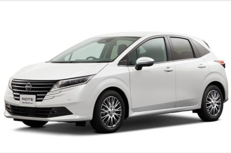 2024年式　コンパクトカー（ハイブリッド）　韓国語・英語・中国語対応スタッフによる安心のサポート