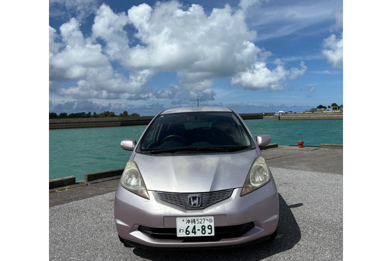 5人乗りコンパクトカー