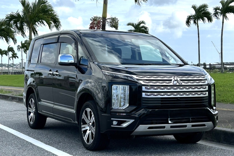 ※時間制 \那覇M'sレンタカー限定キャンペーン実施中!/ウェルカムドリンク、オリジナルチェキ風フォトプレゼント中♪ 【★免責込★】車内広々8人乗り!新型デリカ!〈人気のホワイト、ブラック、グレー〉 空港送迎サービス付き!(空港~営業所)/ナビ/ETC/ドライブレコーダー/バックカメラ/禁煙車/※車両の色はランダムになります。