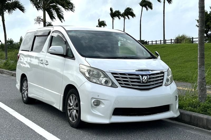 ※時間制 \那覇M'sレンタカー限定キャンペーン実施中!/ウェルカムドリンク、オリジナルチェキ風フォトプレゼント中♪【★免責込★】広々8名乗りアルファード!/空港送迎サービス!<空港~営業所>/ナビ付き/ETC/ドライブレコーダー/禁煙車(※写真はイメージですので色が異なることがあります)