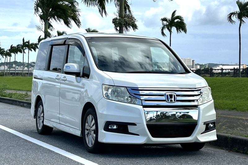 【★★】※時間制 \那覇M'sレンタカー限定キャンペーン実施中!/ウェルカムドリンク、オリジナルチェキ風フォトプレゼント中♪【★免責込★】7〜8名乗りミニバン!快適なミニバン!<ステップワゴン・ヴォクシー>いずれか予約時ランダム配車/空港送迎サービス付き!<空港~営業所>/ナビ付き/ETC/ドライブレコーダー/禁煙車