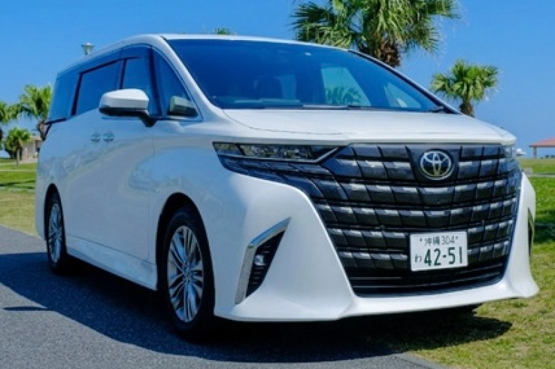 【NEW】新型40アルファード　新型アルファードで、沖縄の移動を“特別な体験”に。最新装備で安心です！アルファード専用フルカバーパックも特別採用しました。