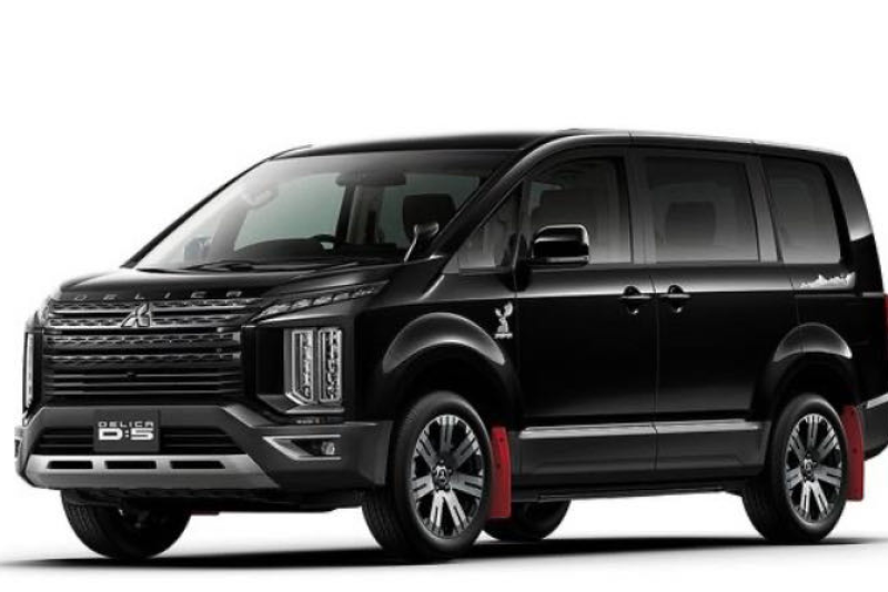 mitsubishi D5 8人乗