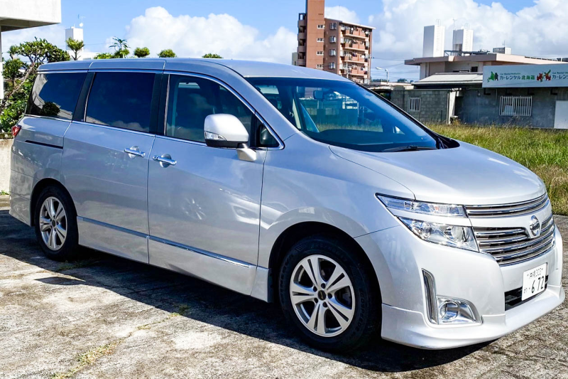 Nissan Elgrand＜1日レンタルプラン＞ ＊空港無料送迎有り ＊営業時間6:00～22:00 ＊リーズナブルな価格 ＊ETCカード使い放題（有料）＊SNS連絡OK
