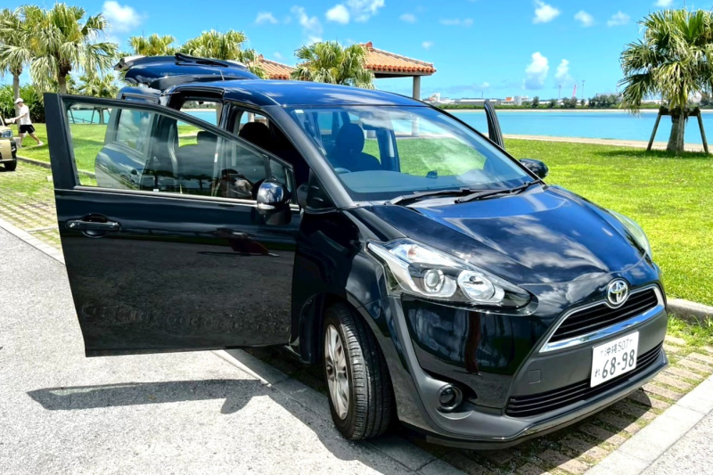 Toyota Sienta＜1日レンタルプラン＞ ＊空港無料送迎有り ＊営業時間6:00～22:00 ＊リーズナブルな価格 ＊ETCカード使い放題（有料）＊SNS連絡OK