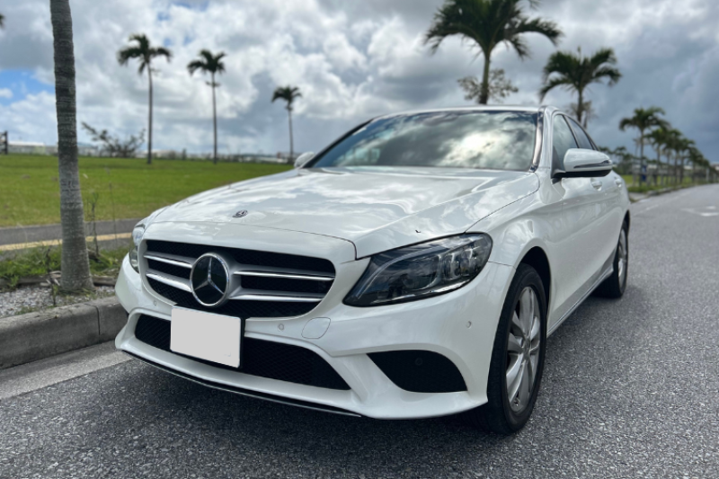 【最安値プラン・補償選択制】メルセデス・ベンツ Cクラスセダン 5人乗り 事前全額クレジット決済 タクシー無料送迎 チャイルドシート無料 充電器無料貸出