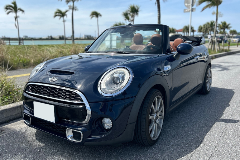 【最安値プラン・補償選択制】MINIクーパー コンバーチブル 4人乗り オープンカー 事前全額クレジット決済 タクシー無料送迎 チャイルドシート無料 充電器無料貸出