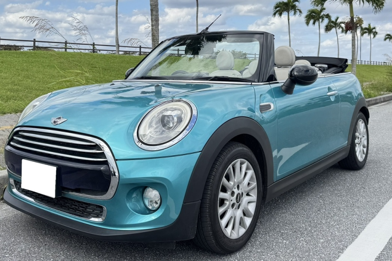 【最安値プラン・補償選択制】MINIクーパー コンバーチブル 4人乗り オープンカー 事前全額クレジット決済 タクシー無料送迎 チャイルドシート無料 充電器無料貸出