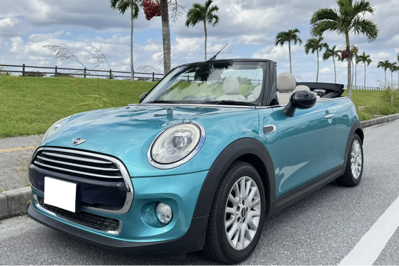 【最安値プラン・補償選択制】MINIクーパー コンバーチブル　4人乗り　オープンカー　事前全額クレジット決済　タクシー無料送迎　チャイルドシート無料　充電器無料貸出