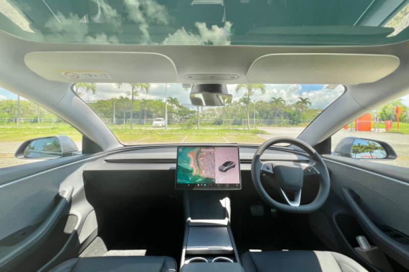 model3_オートパイロット