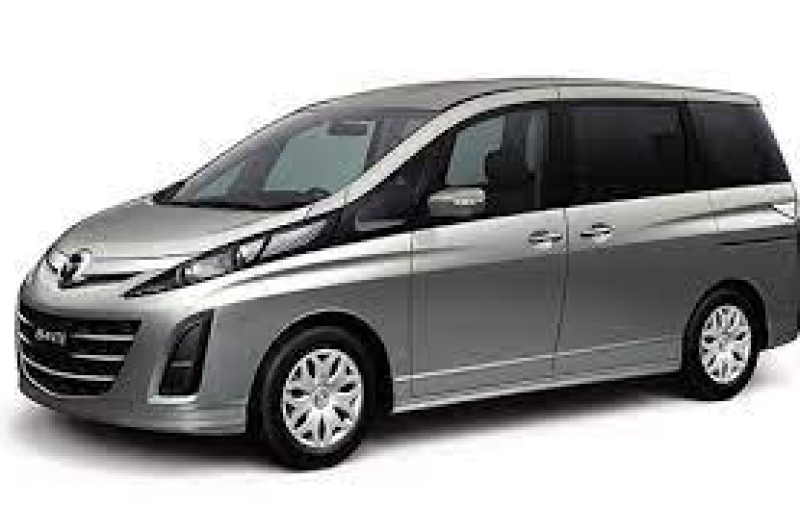 新石垣島空港から3分!無料送迎付きの安心格安プラン⭐︎8人乗りミニバン⭐︎