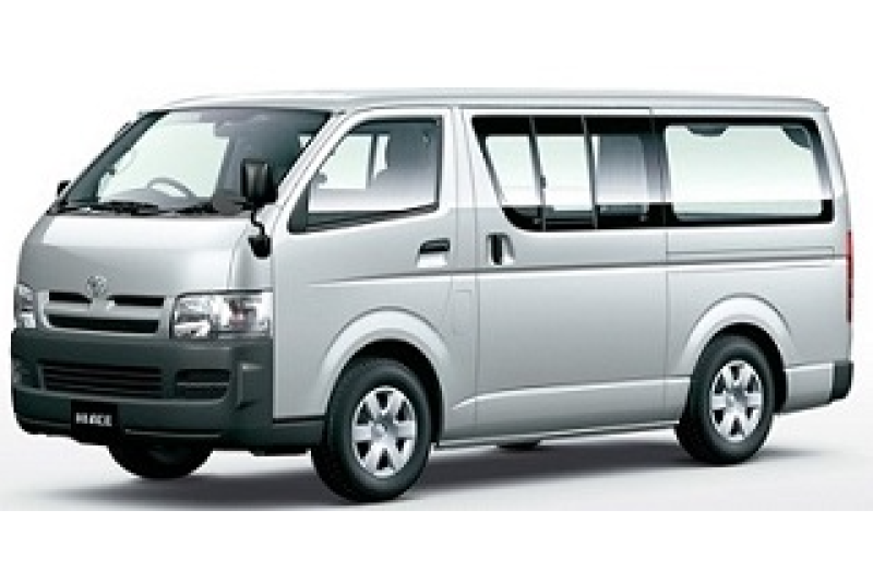 ２０２５年式ハイエースバン9名乗り！大人数にピッタリ♪大量積載OK！【石垣島空港送迎無料！】G2572