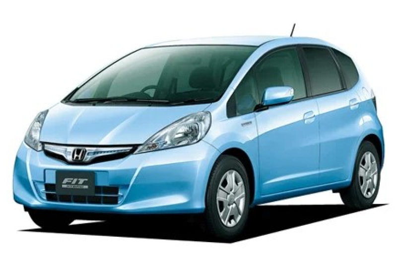 HONDA フィット ハイブリッド 那覇空港迄最短5分!!空港⇔営業所無料送迎サービス チャイルドシート1台無料