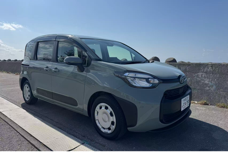 [한국어대응] 5인승 Toyota-Sienta (후방카메라/네비장착)