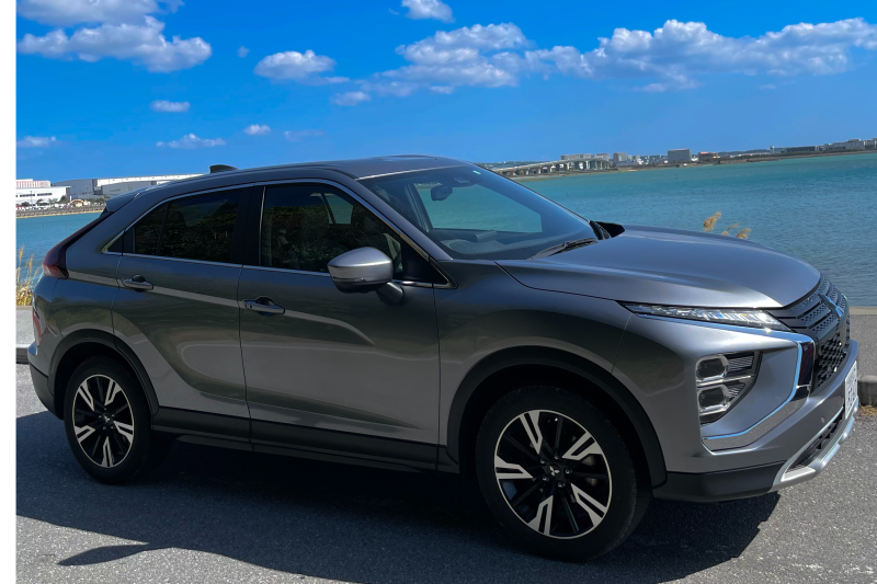 新車!【免責込み】 おしゃれなSUV!荷物もたくさん載せる!(バックカメラ・カーナビ付)